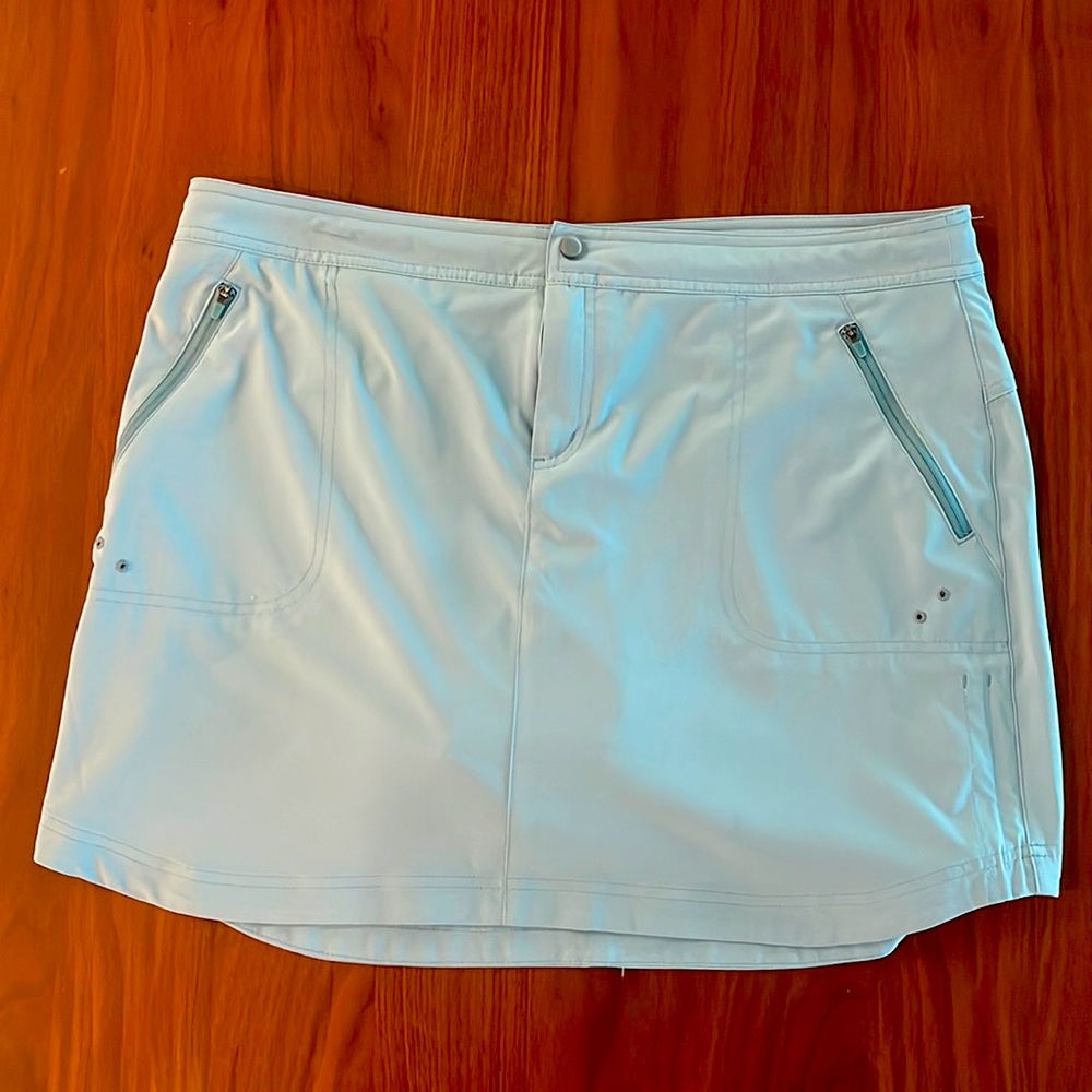 Title 9 Rogue Skort Size 14 Stone Blue Excellent condition